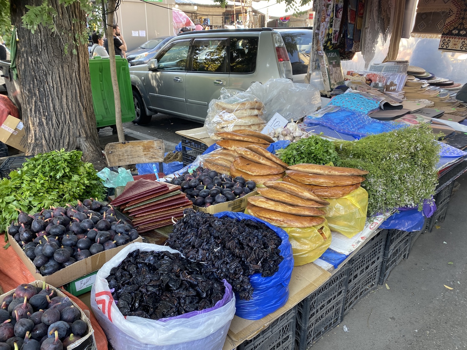 Station Square Market